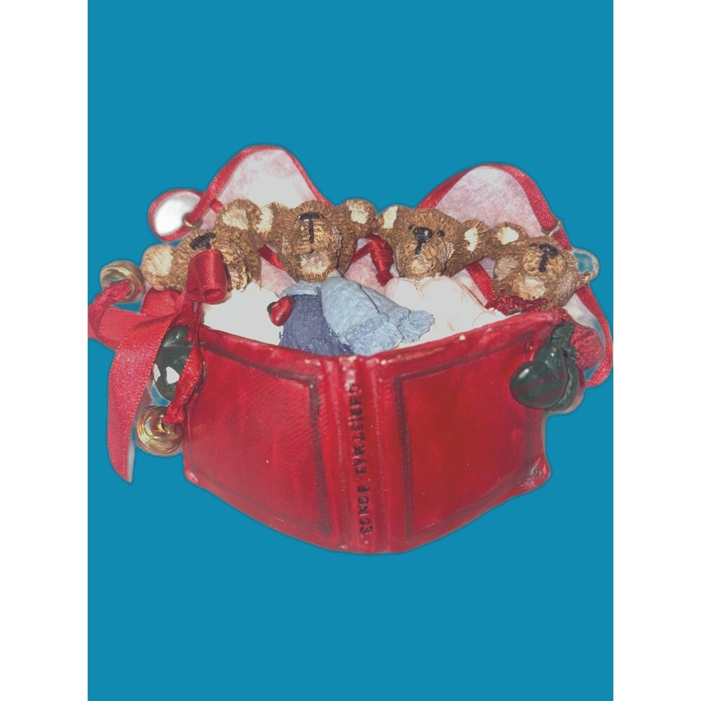 Kurt Adler Caroling Bears Resin Holiday Ornament.
